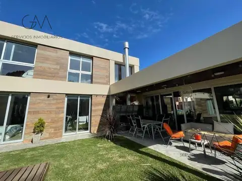 Casa en Alquiler Temporal A Estrenar
