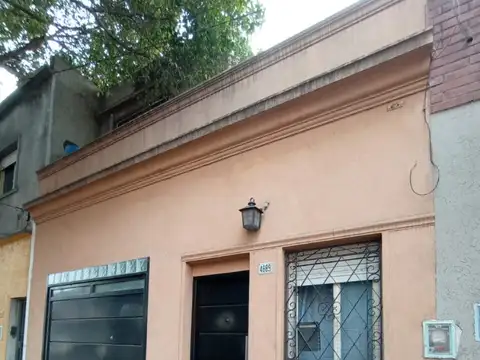 Casa tipo PH 2 ambientes con Garage - Patio - Lavadero y Terraza