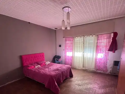 Casa 4 amb sobre Lote 400m Ubicación inmejorable