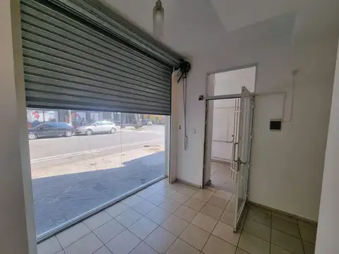 Local en Alquiler en Echesortu, $ 650.000