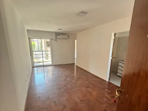 Chacabuco 500, Piso 5