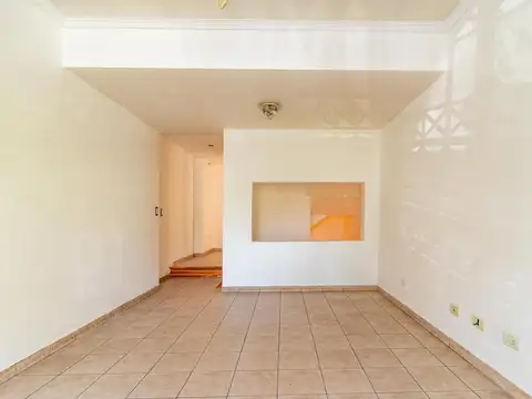 Depto Tipo Casa en Venta en Villa Luro, USD 133.000