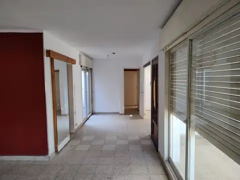 Depto Tipo Casa en Alquiler de 3 dormitorios
