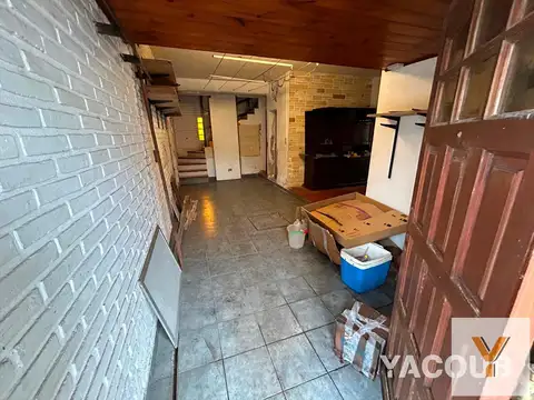 Casa 4 ambientes con 2 baños