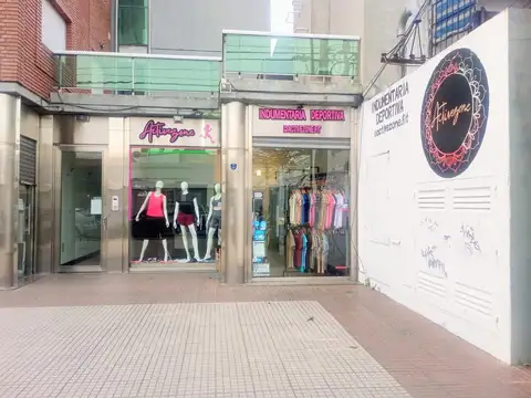 Venta fondo de comercio ropa deportiva