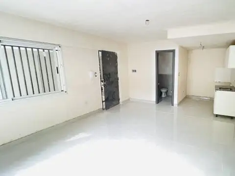 Departamento en Venta  Mono Ambiente en Planta baja con Patio