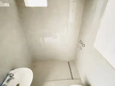 Departamento en Venta  Mono Ambiente en Planta baja con Patio