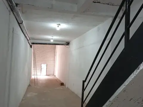 Local en Alquiler en Flores, USD 1.300