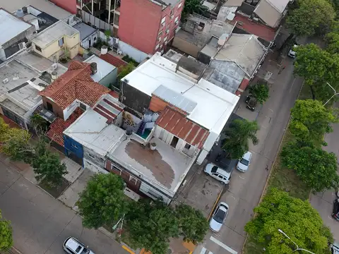 Venta | Importante inmueble sobre esquina | Ideal desarrollo en altura