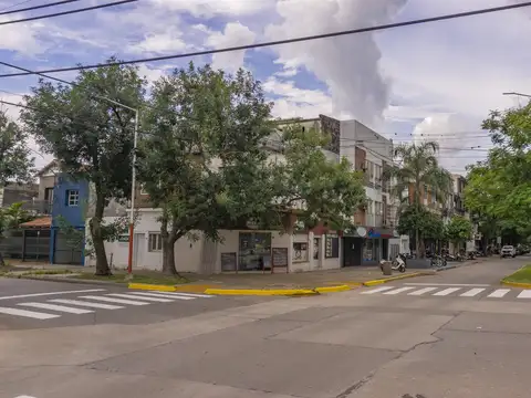 Venta | Importante inmueble sobre esquina | Ideal desarrollo en altura