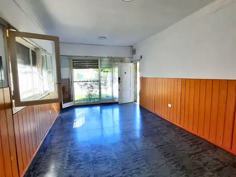 Casa en Venta en Quilmes Oeste, USD 120.000