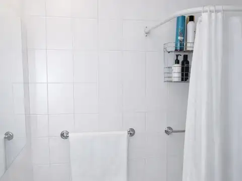 Casa 7 ambientes con 3 baños