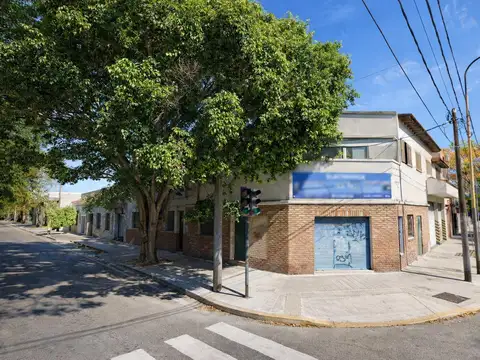 Casa en venta en Ciudadela 7 ambientes
