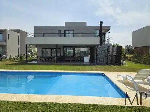 Venta Casa en Terralagos 5 Dormitorios Canning