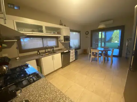 Alquiler Casa 4 amb Santa Catalina con muebles