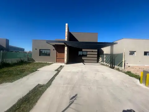 Casa Estrenar, Alma Gardenia, Una Planta, 3 Dorm, 3 Baños, 2 Cocheras, Jardín, Apta Crédito