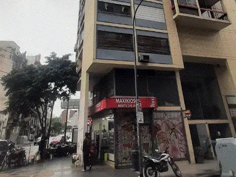 DEPARTAMENTO DE 2 AMB APTO PROFESIONA LARREA A MTS AV CORDOBA FACULTADES EXTERNO MUY LUMINOSO