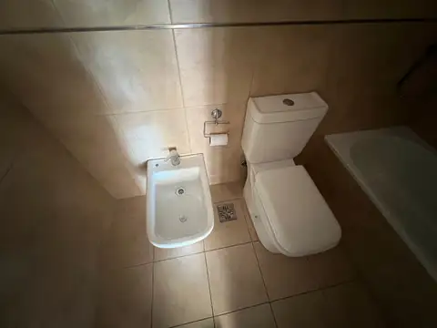 HERMOSO MONOAMBIENTE MODERNO - CONTRAFRENTE CON BALCÓN - APTO PROFESIONAL