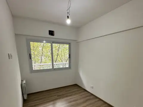 Tres Ambientes A Estrenar, Increíble Ubicación.