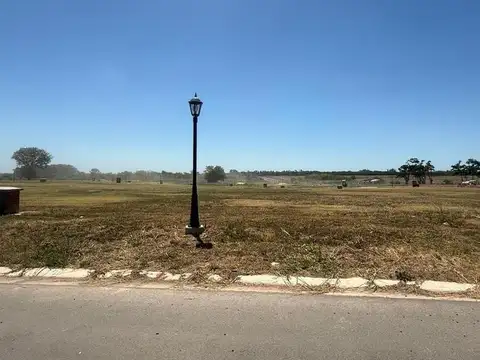 Hermoso lote interno en venta en San Sebastian área 13