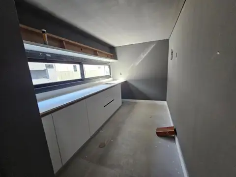 Alquiler excelente Oficina Corporativa