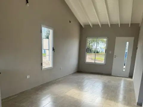 Casa en Venta en Mar Del Tuyu, USD 30.000