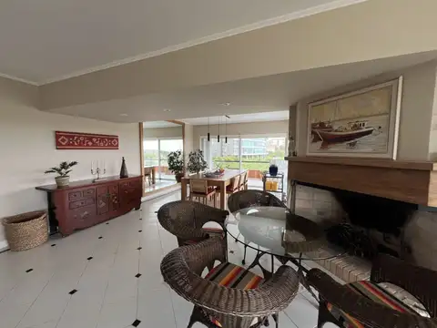 Departamento en Alquiler Temporal de 4 dormitorios