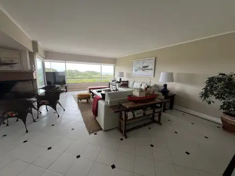 Departamento en Alquiler Temporal de 5 ambientes