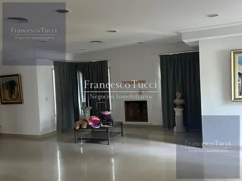 Casa en Venta de 5 dormitorios