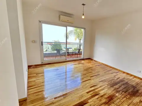 Departamento en Alquiler en Coghlan, $ 1.200.000