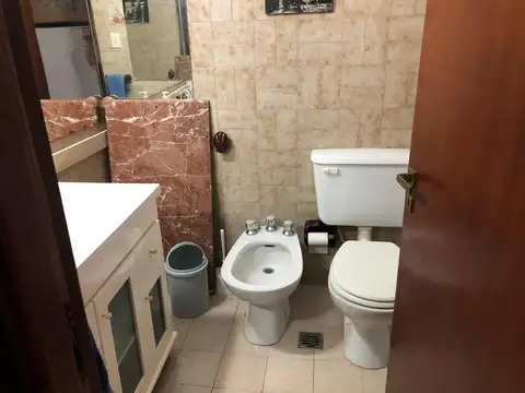 Casa 4 ambientes con 4 baños