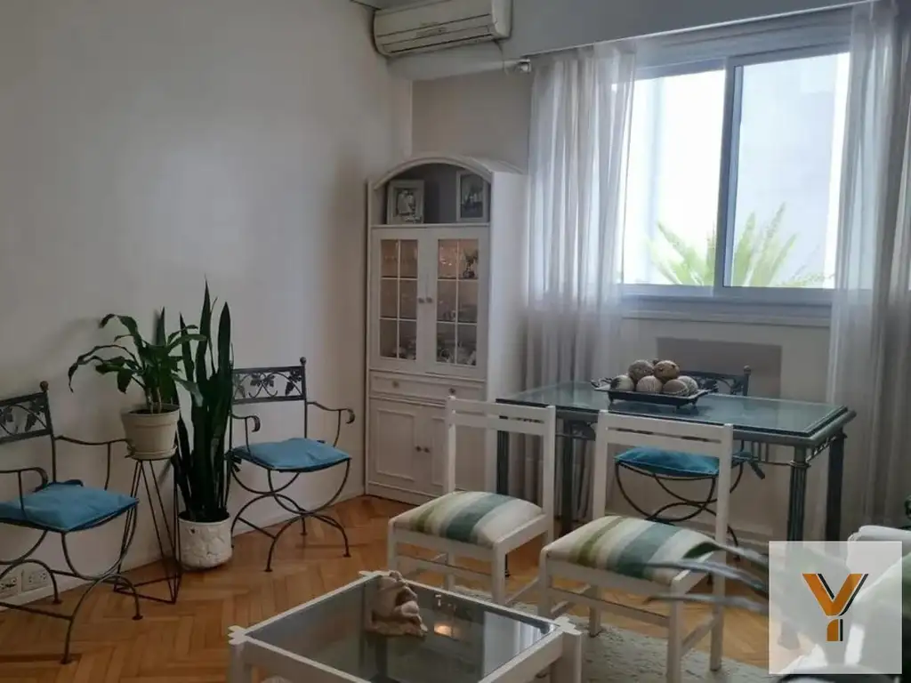 Acoyte e/ Yerbal y Nicolás Vila