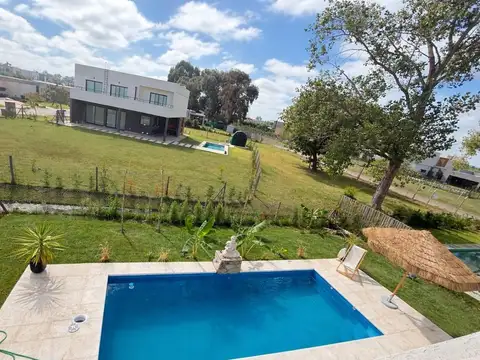 Casa en Venta en Pilar del Este - San Ramon, USD 189.000
