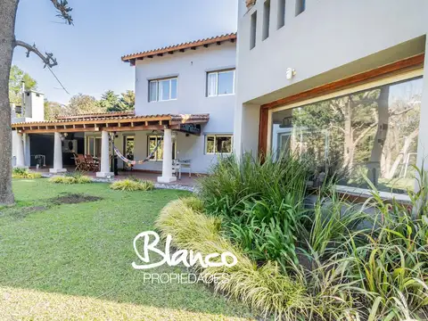 Casa en Venta de 5 dormitorios