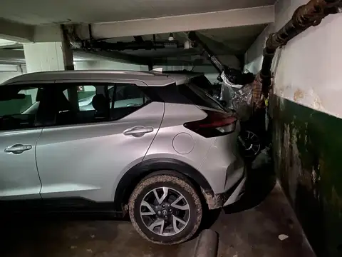 Balvanera - Cochera cubierta en Viamonte 2531 - Acceso por Rampa - Seguridad