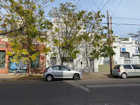 Calle 17 e/ 57 y 58 100