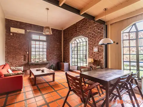 Casa en Venta con 1 cochera