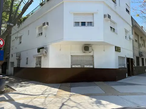 Depto Tipo Casa Monoambiente con 3 baños