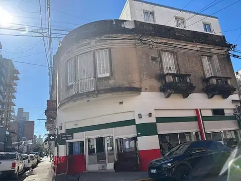 SE VENDE LOCAL COMERCIAL EN EL CENTRO DE SANTA FE
