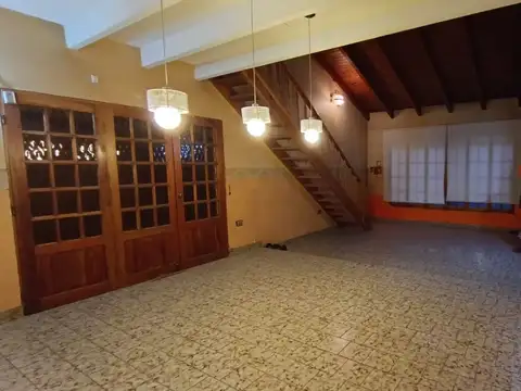 Casa en Alquiler de 3 dormitorios
