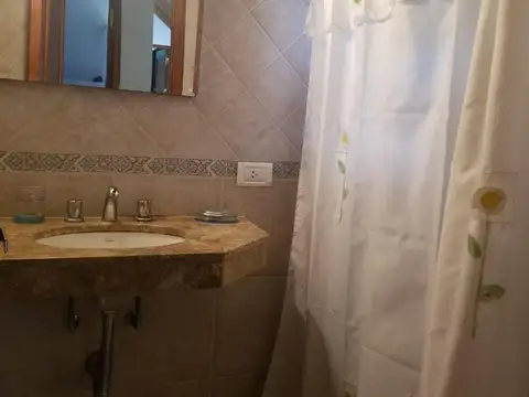 Casa en Alquiler - 3 Dormitorios 2 Baños - 400mts - Pinamar