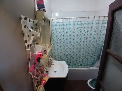 Depto Tipo Casa en Venta con 2 cocheras