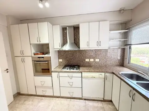 Departamento en Venta en Martinez, USD 180.000