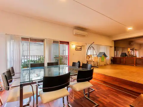 Venta PH 5 ambientes en Caballito con cochera 4 balcones y terraza propia