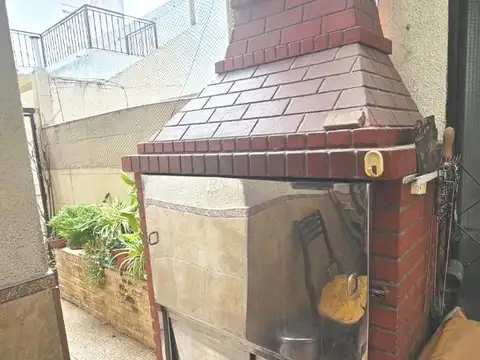 Elpidio González 3200, Piso PB