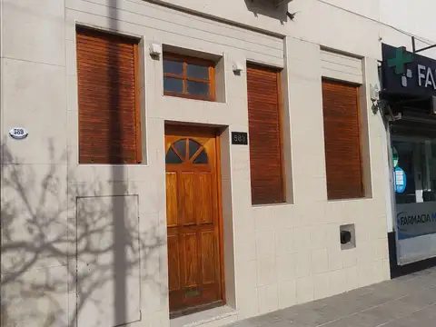 VENTA- OFICINA/ LOCAL COMERCIAL-MACROCENTRO