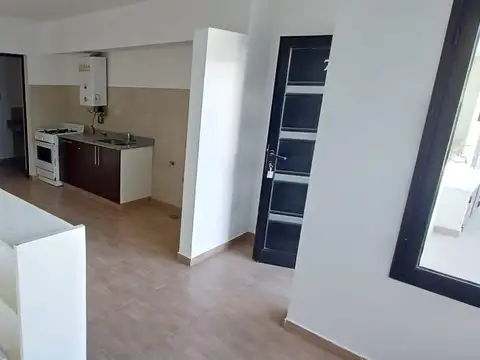 Departamento en Alquiler en 9 De Julio, $ 450.000