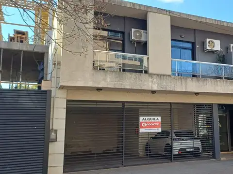 Departamento de un dormitorio con cochera en alquiler