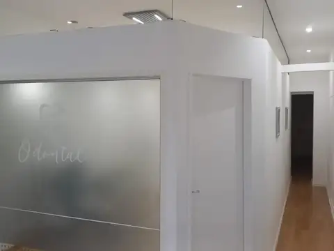 IMPERDIBLE LOCAL EN VENTA