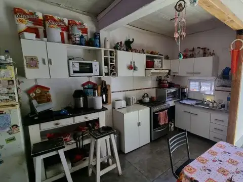 Casa en Venta con 2 cocheras